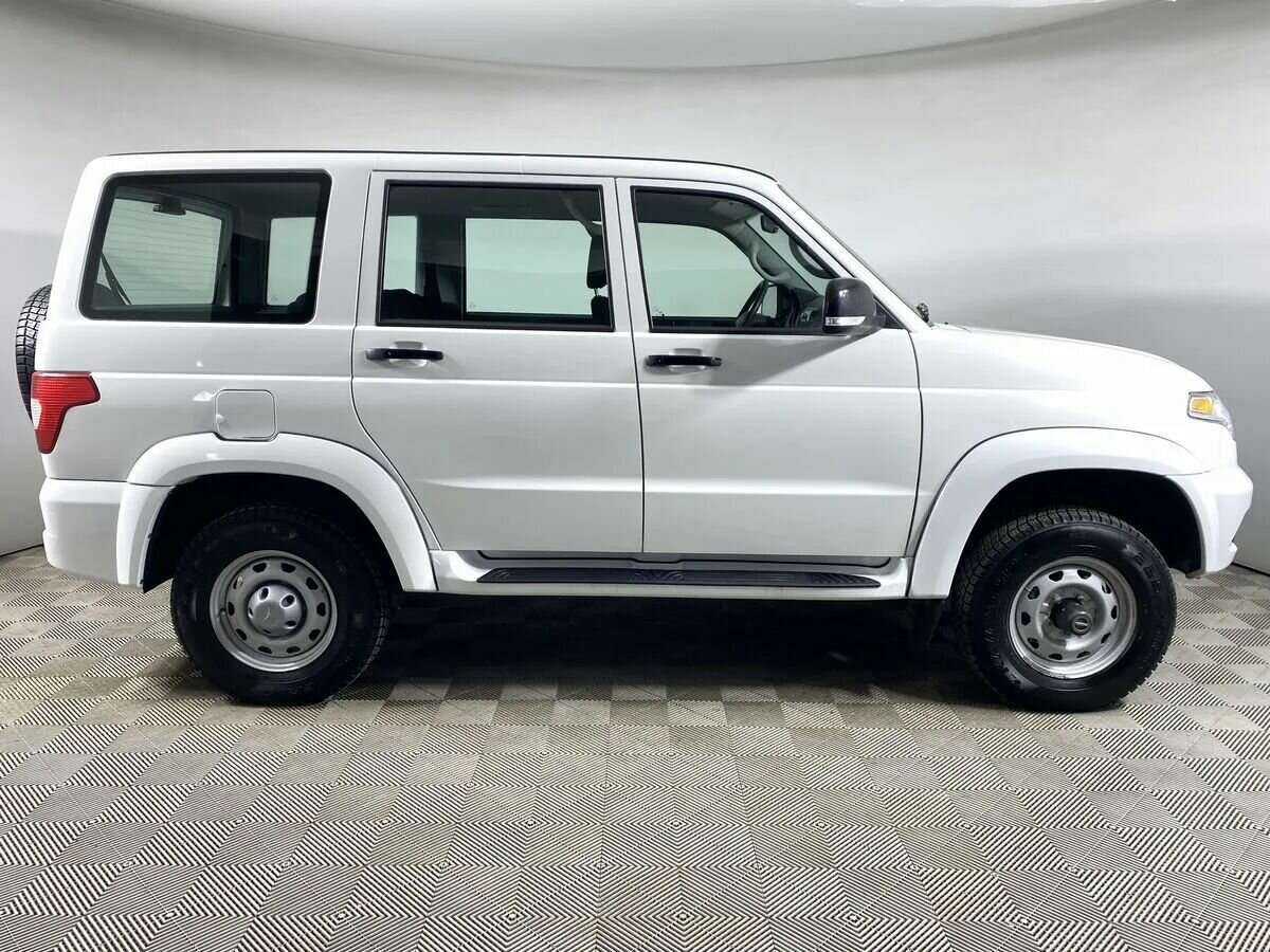 Б/У УАЗ Патриот 2022 года. Фото: #2