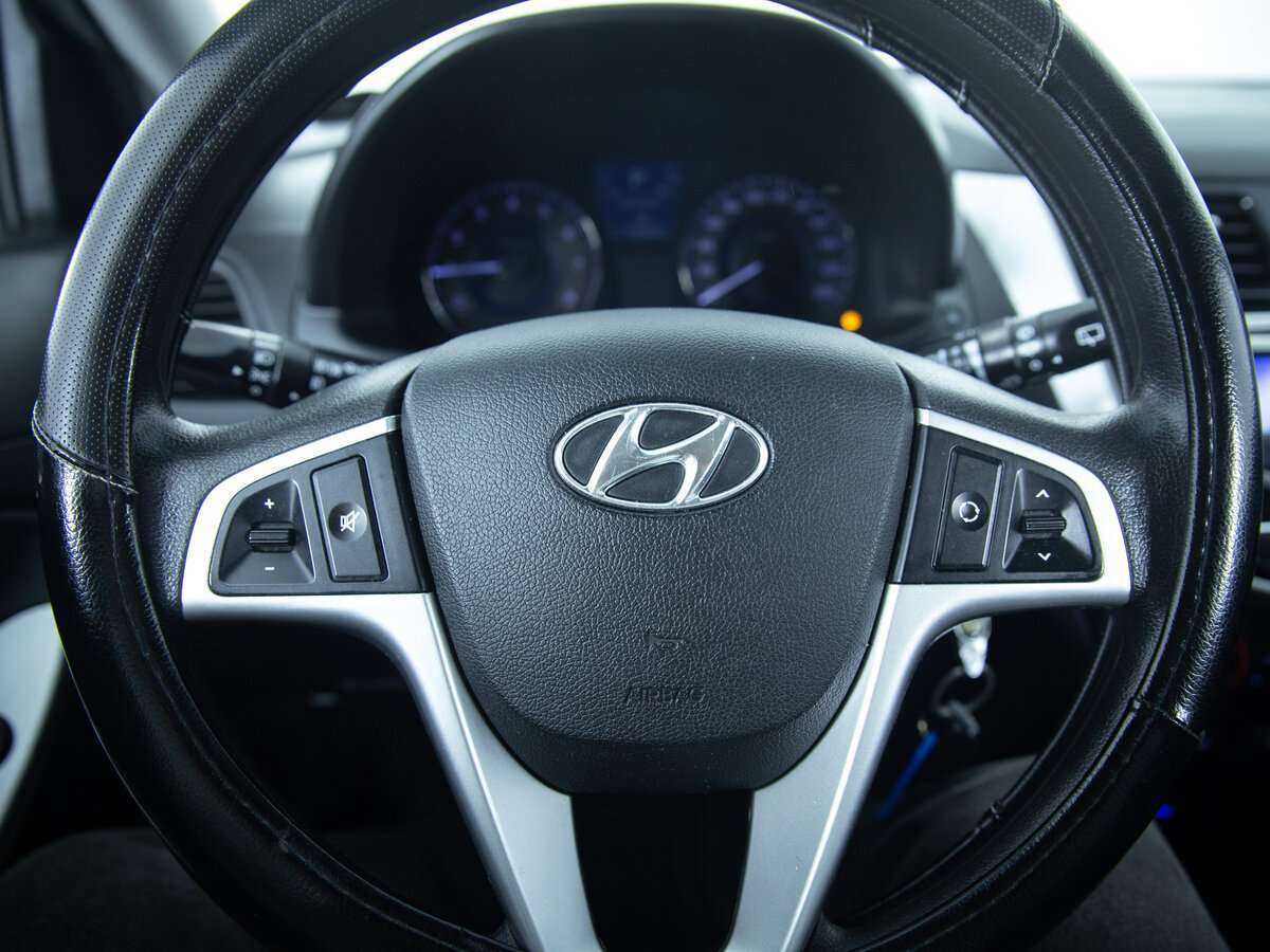 Б/У Хендай Солярис 2013 года. Фото: #12