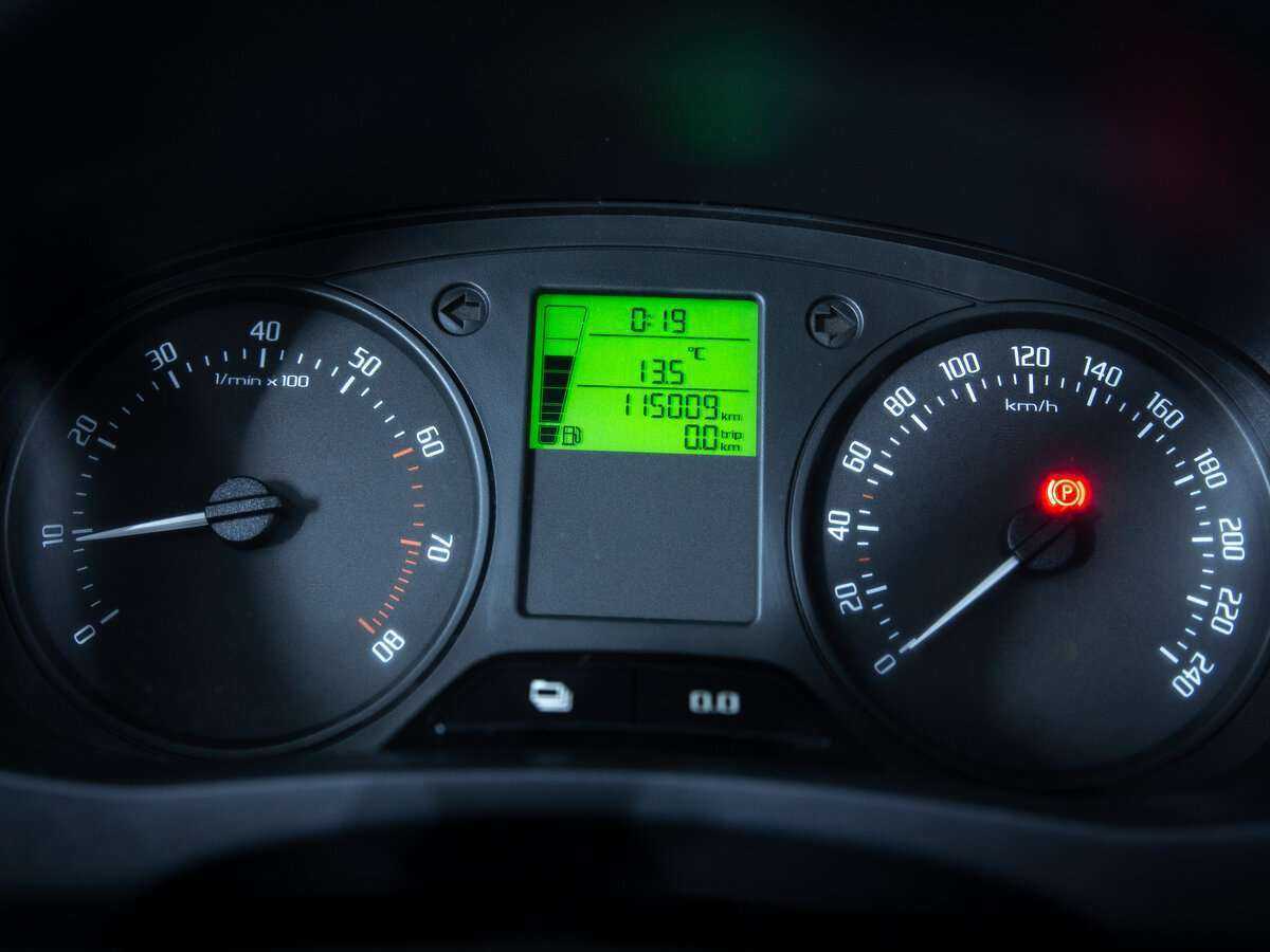 Б/У Шкода Фабия 2013 года. Фото: #14