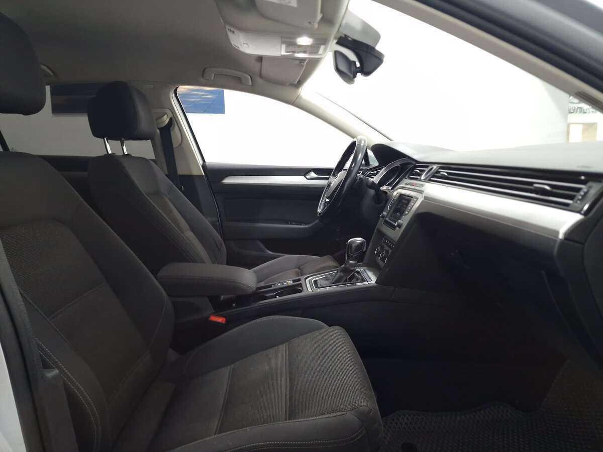 Б/У Фольксваген Пассат 2015 года. Фото: #15