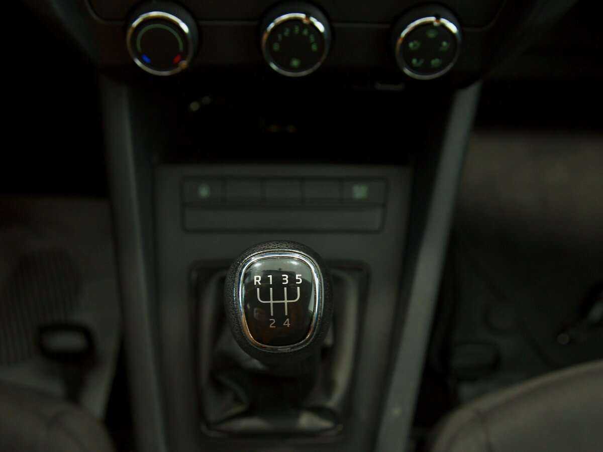 Б/У Шкода Октавия 2019 года. Фото: #10