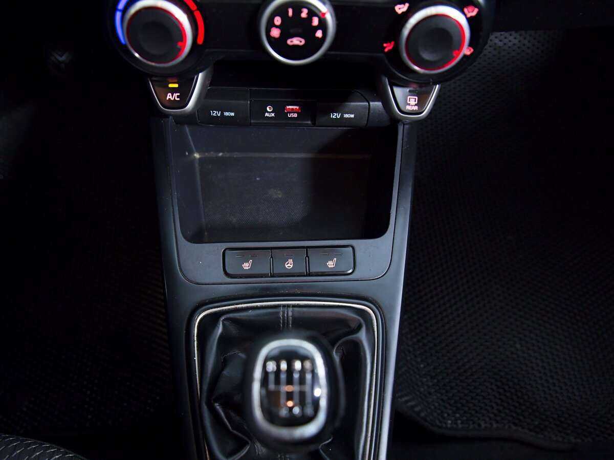 Б/У Киа Рио 2017 года. Фото: #14