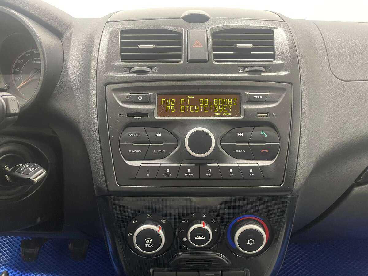 Б/У Лада (ВАЗ) Калина 2018 года. Фото: #8