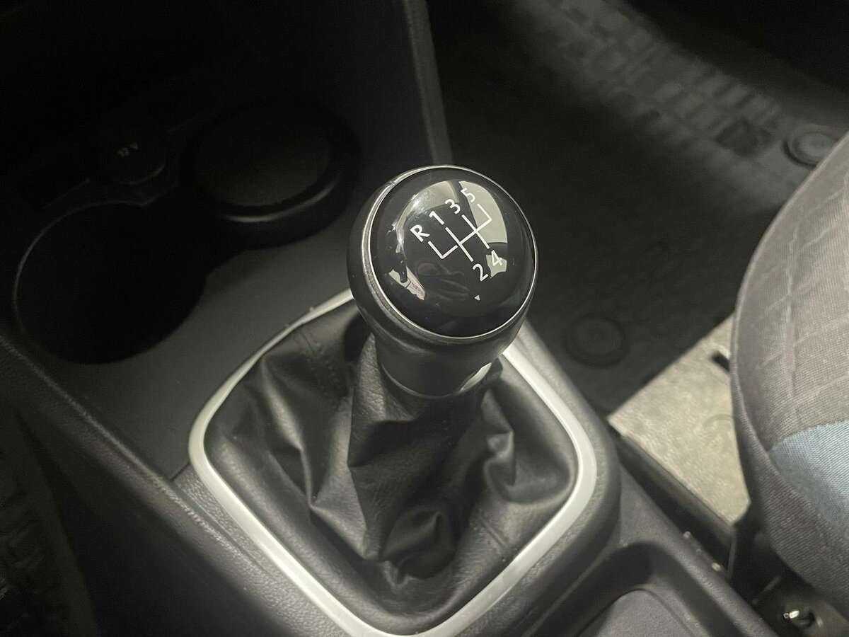 Б/У Фольксваген Поло 2020 года. Фото: #6