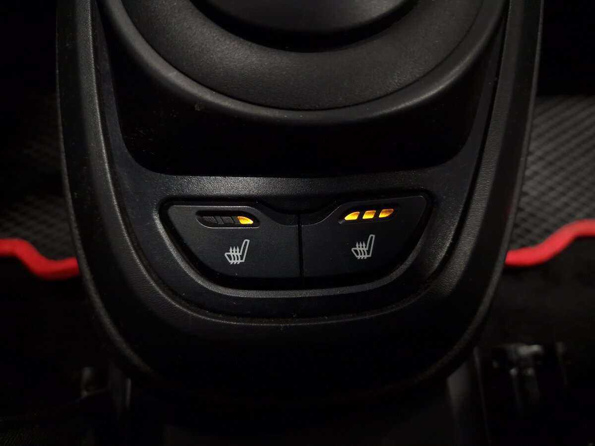 Б/У Лада (ВАЗ) Веста 2018 года. Фото: #8