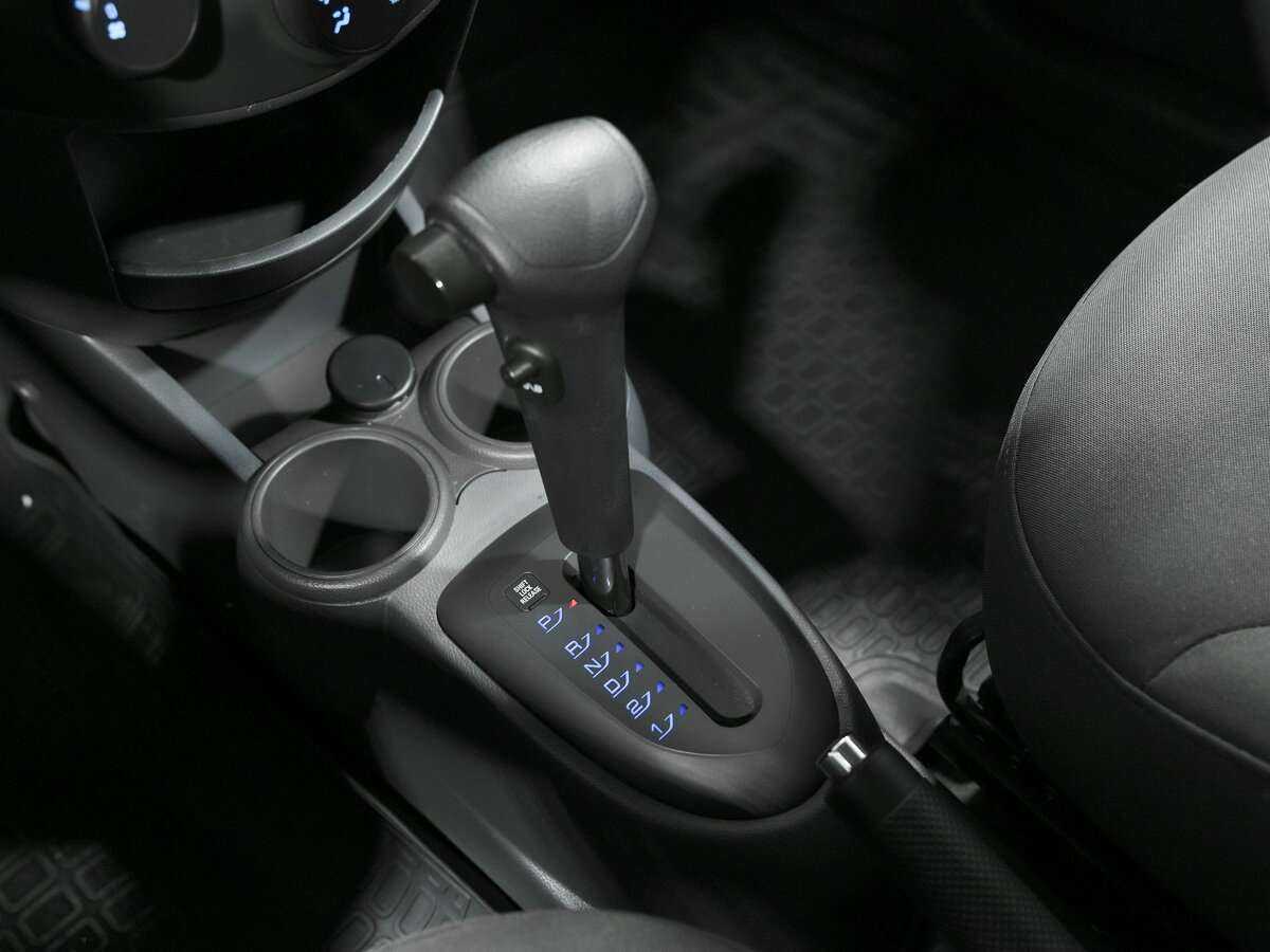 Б/У Шевроле Спарк 2013 года. Фото: #9