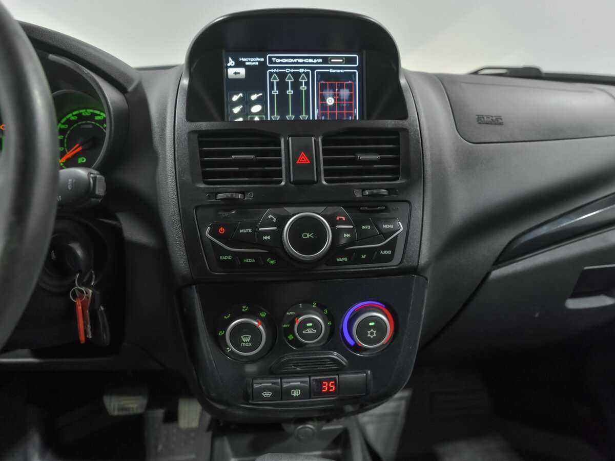 Б/У Лада (ВАЗ) Калина 2013 года. Фото: #8