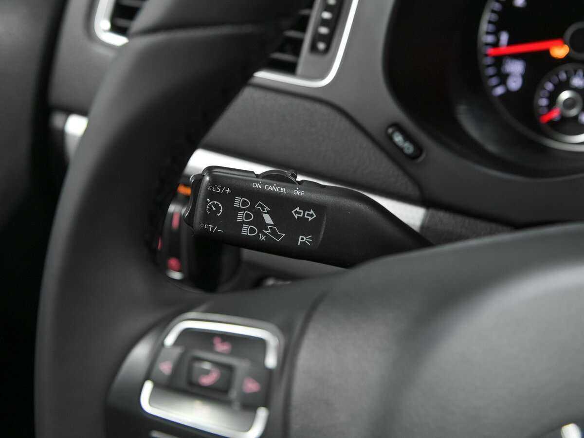 Б/У Фольксваген Джетта 2013 года. Фото: #7