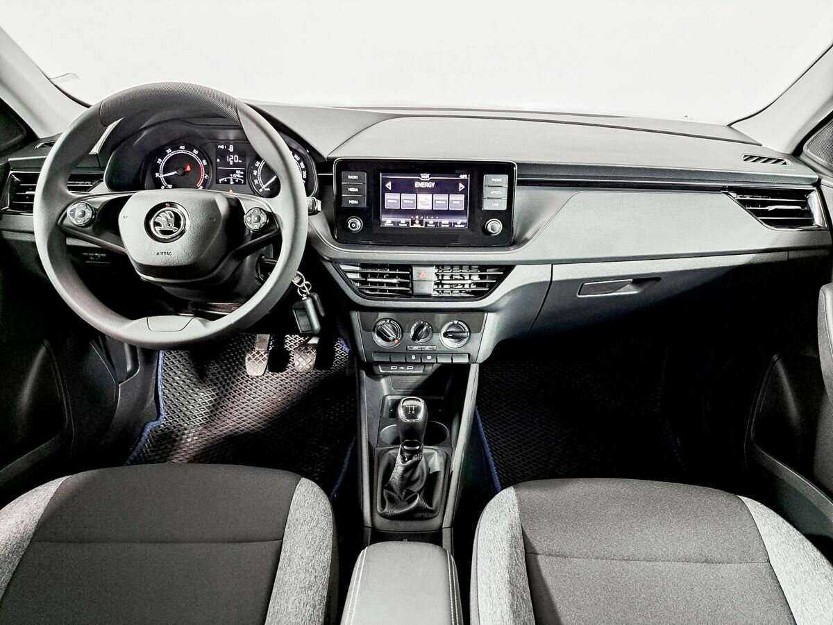 Б/У Шкода Рапид 2021 года. Фото: #11