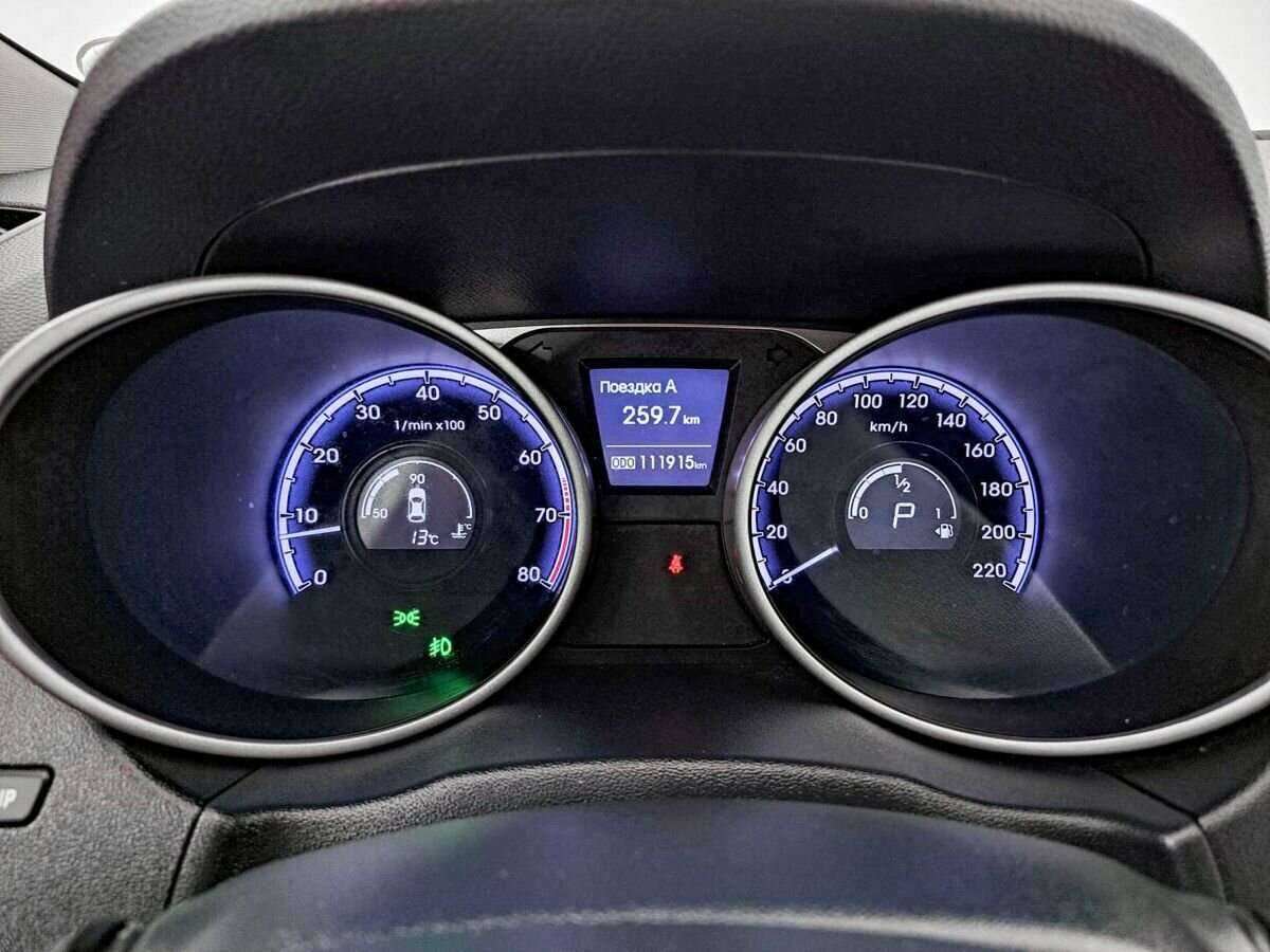 Б/У Хендай ай-икс35 2012 года. Фото: #10