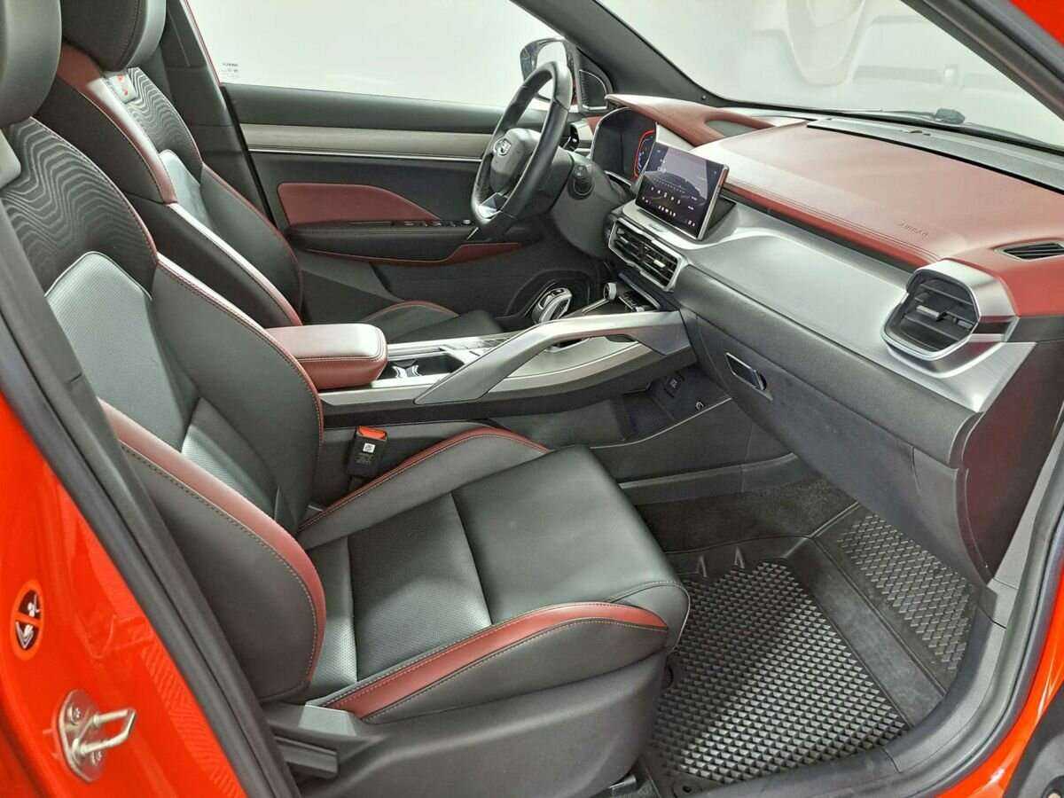 Б/У Джили Кулрэй 2020 года. Фото: #8