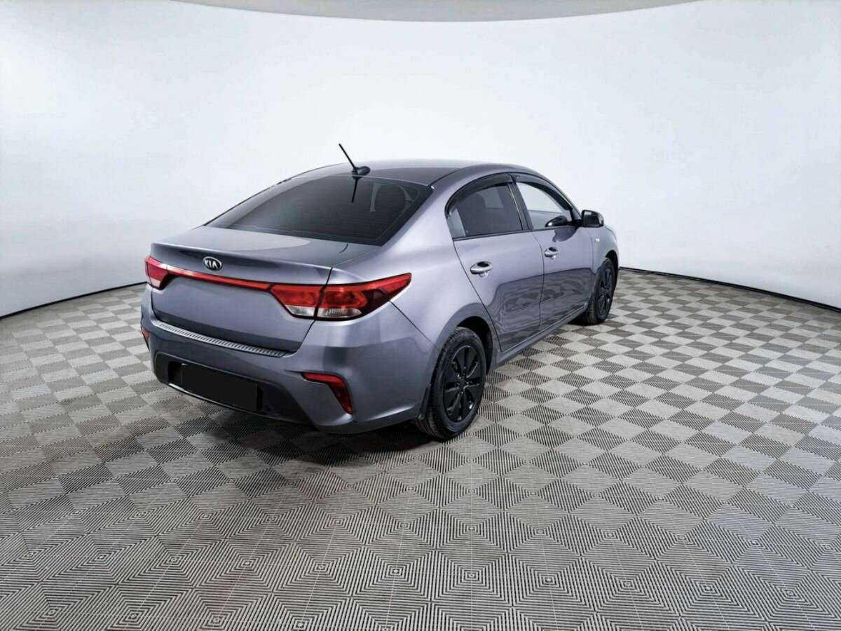 Б/У Киа Рио 2017 года. Фото: #4