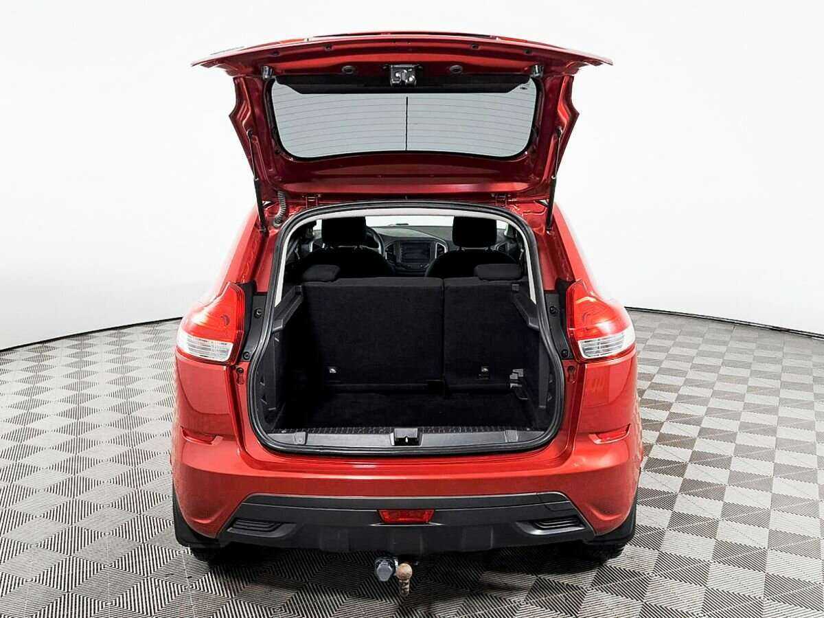 Б/У Лада (ВАЗ) ИКСРЭЙ 2018 года. Фото: #9