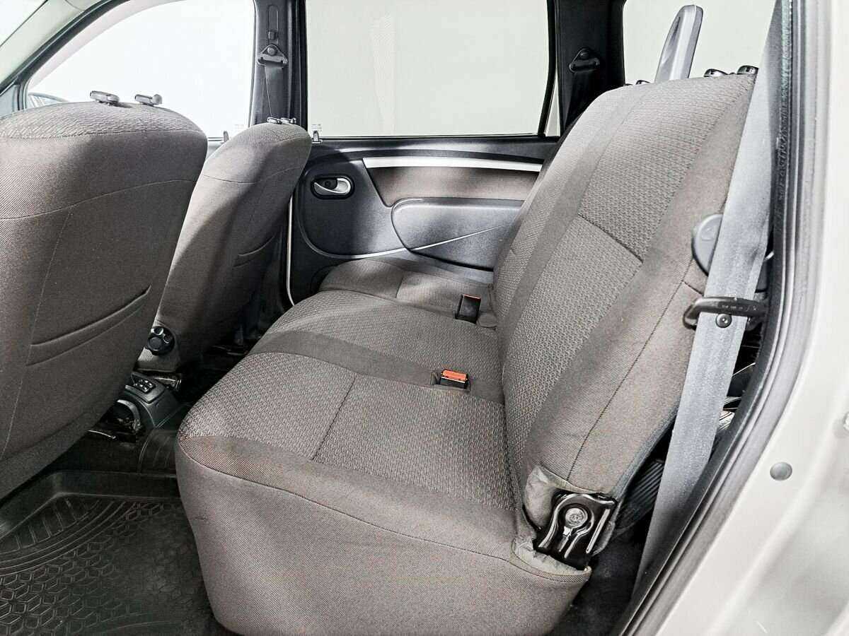 Б/У Лада (ВАЗ) Ларгус 2013 года. Фото: #7