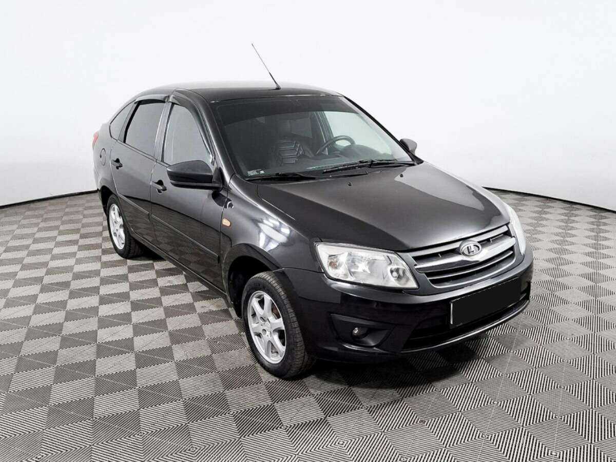 Б/У Лада (ВАЗ) Гранта 2016 года. Фото: #2