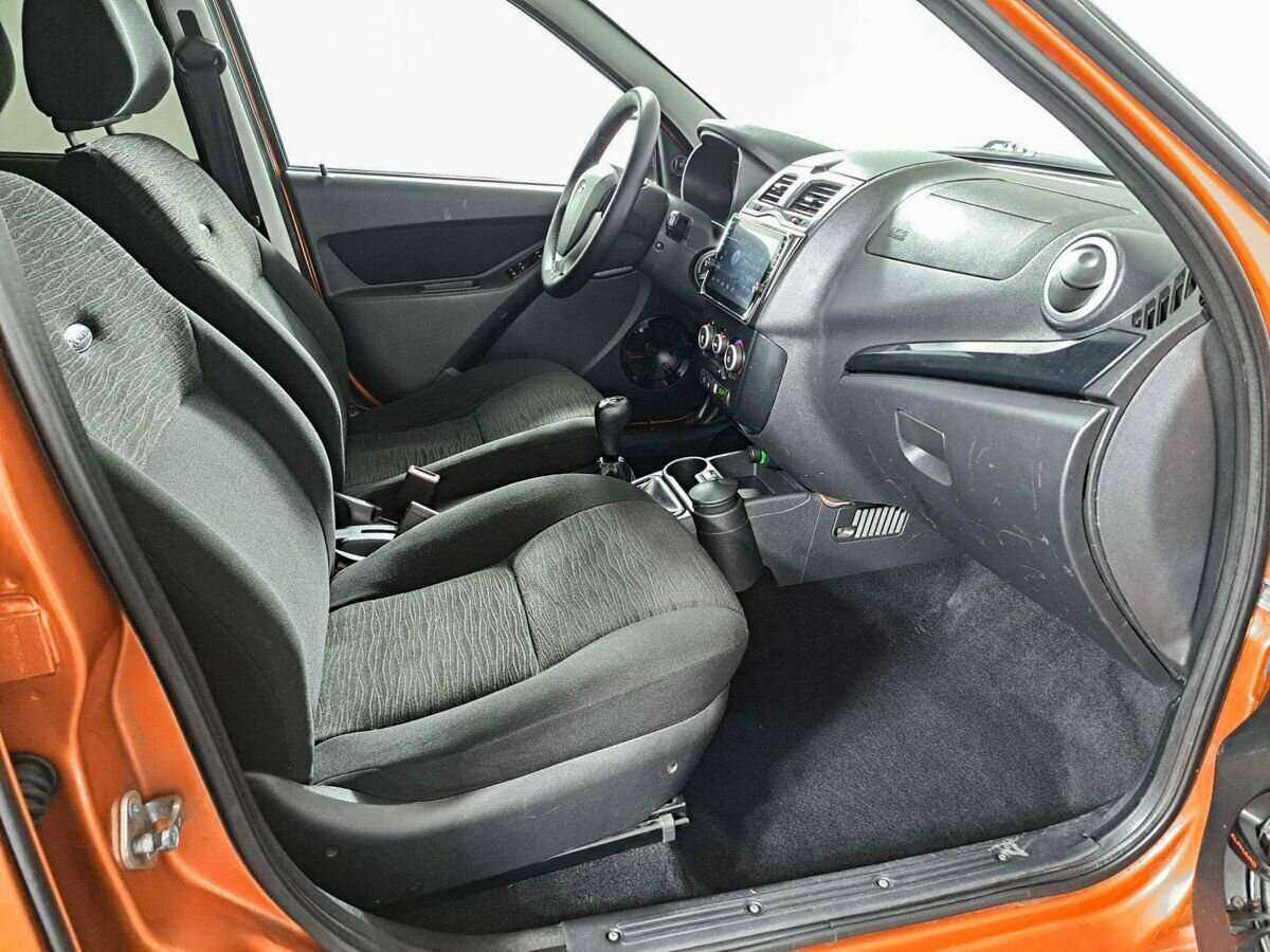 Б/У Лада (ВАЗ) Калина 2013 года. Фото: #10