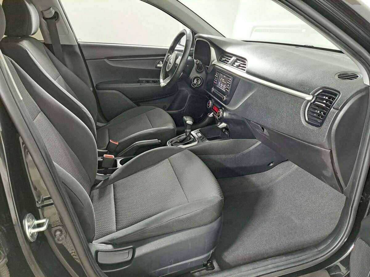 Б/У Киа Рио 2021 года. Фото: #10