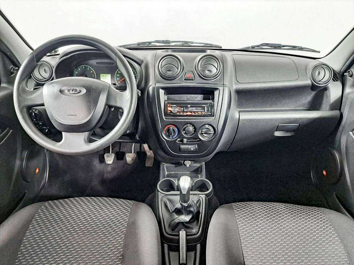 Б/У Лада (ВАЗ) Гранта 2017 года. Фото: #11