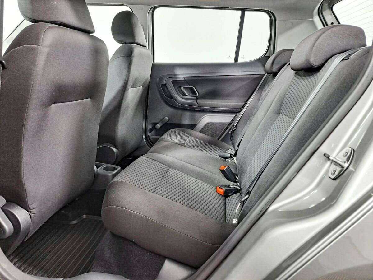 Б/У Шкода Фабия 2013 года. Фото: #9