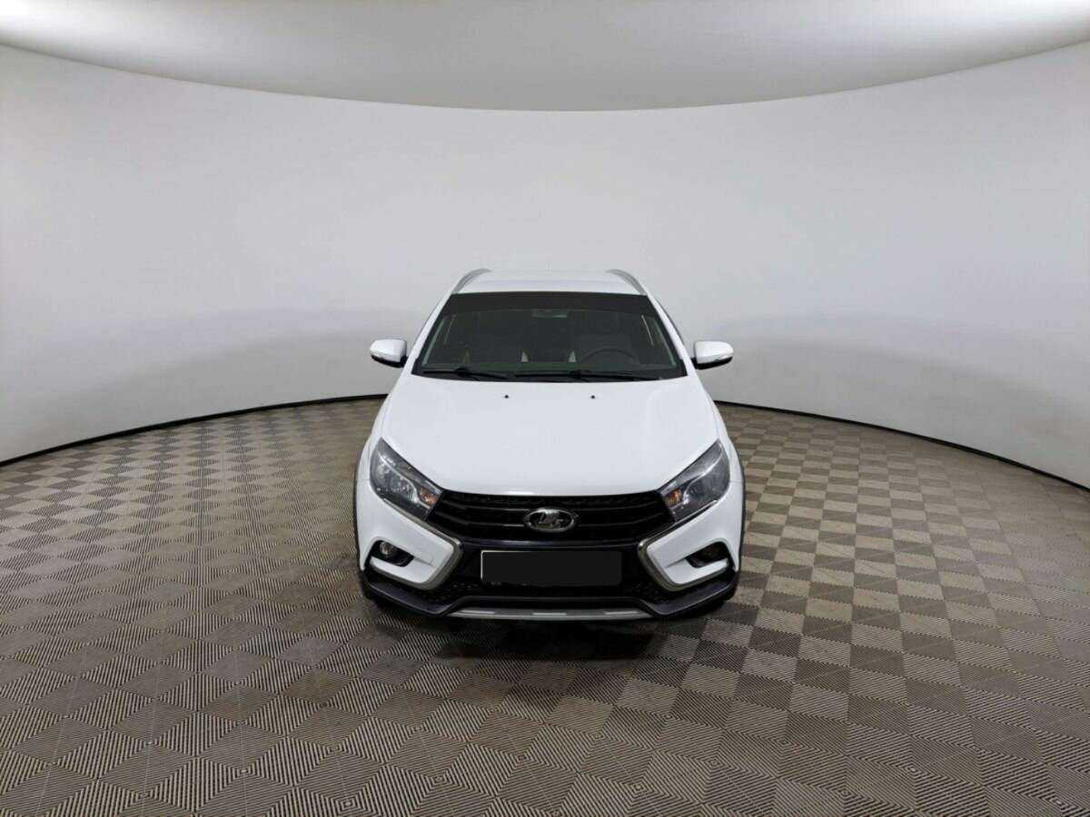 Б/У Лада (ВАЗ) Веста 2018 года. Фото: #1