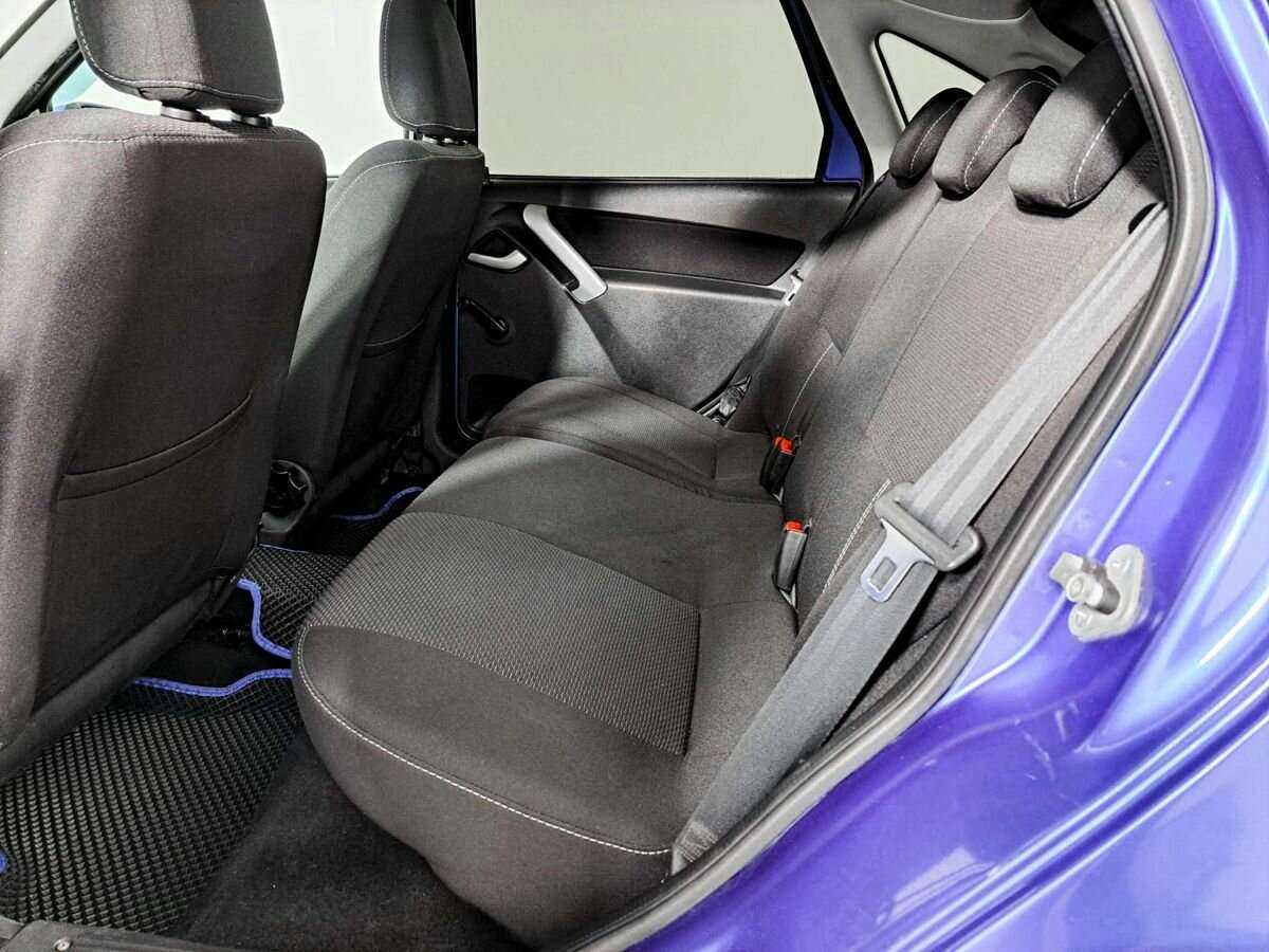 Б/У Лада (ВАЗ) Гранта 2016 года. Фото: #9