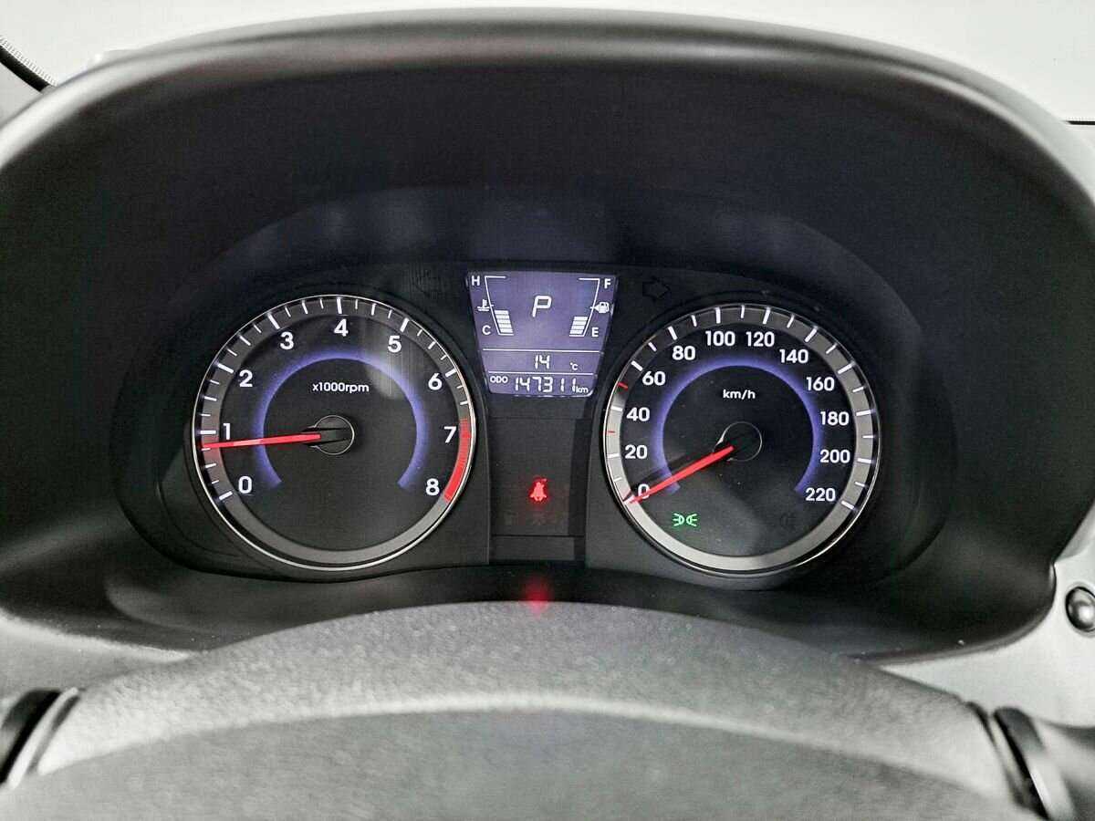 Б/У Хендай Солярис 2013 года. Фото: #12