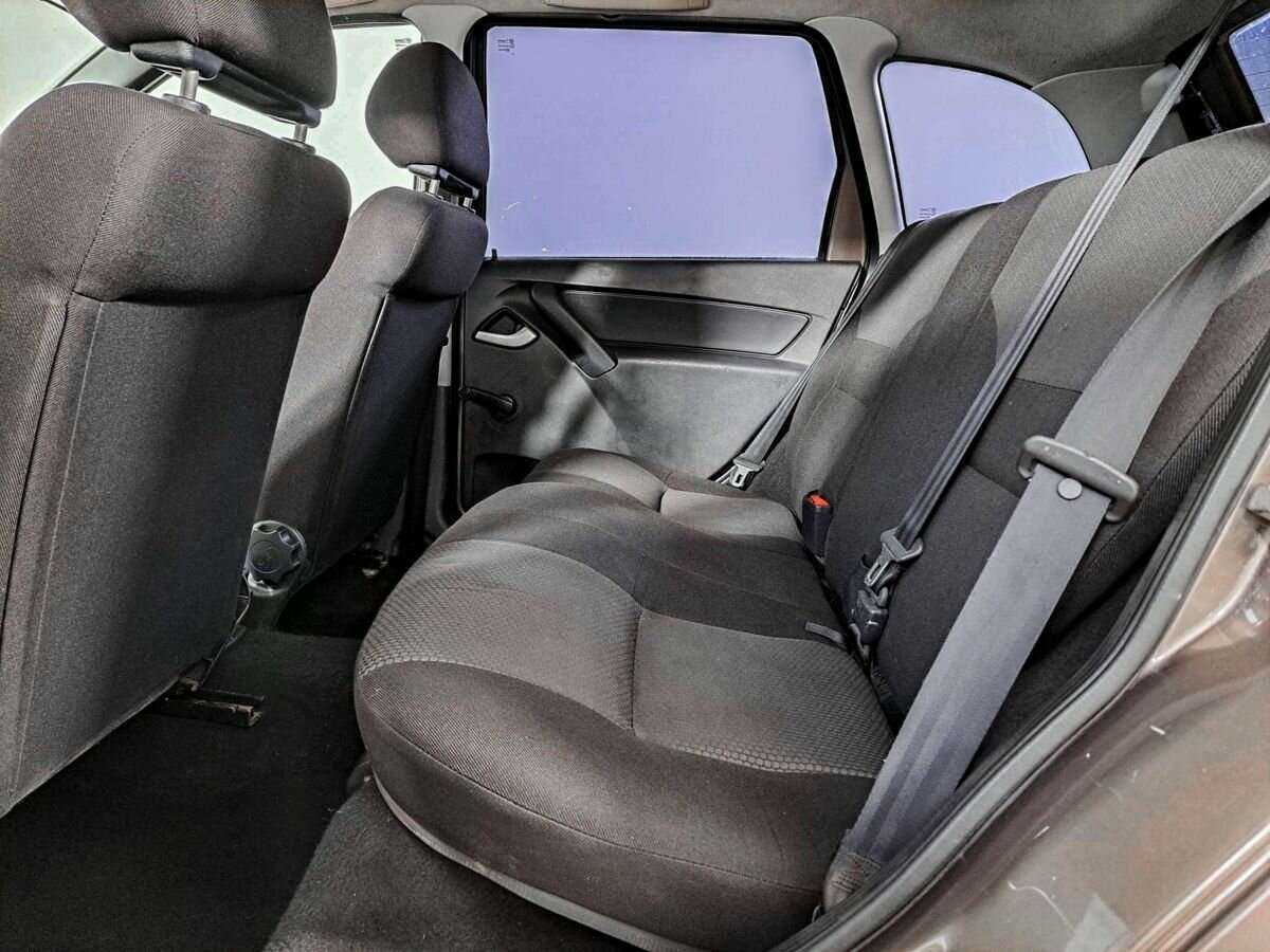 Б/У Лада (ВАЗ) Калина 2015 года. Фото: #8