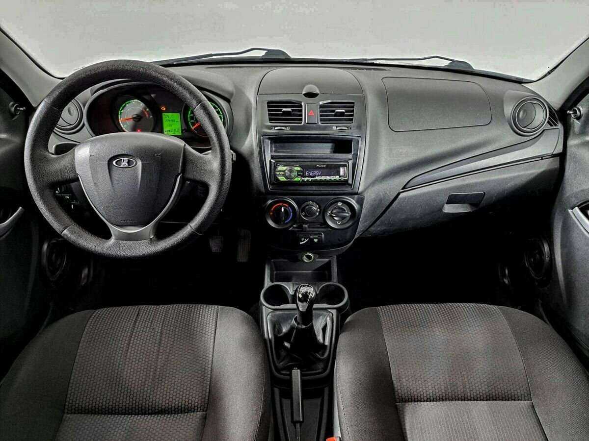 Б/У Лада (ВАЗ) Калина 2015 года. Фото: #10