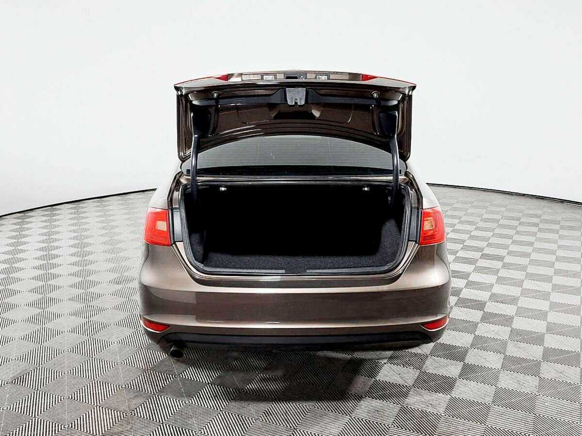 Б/У Фольксваген Джетта 2013 года. Фото: #7