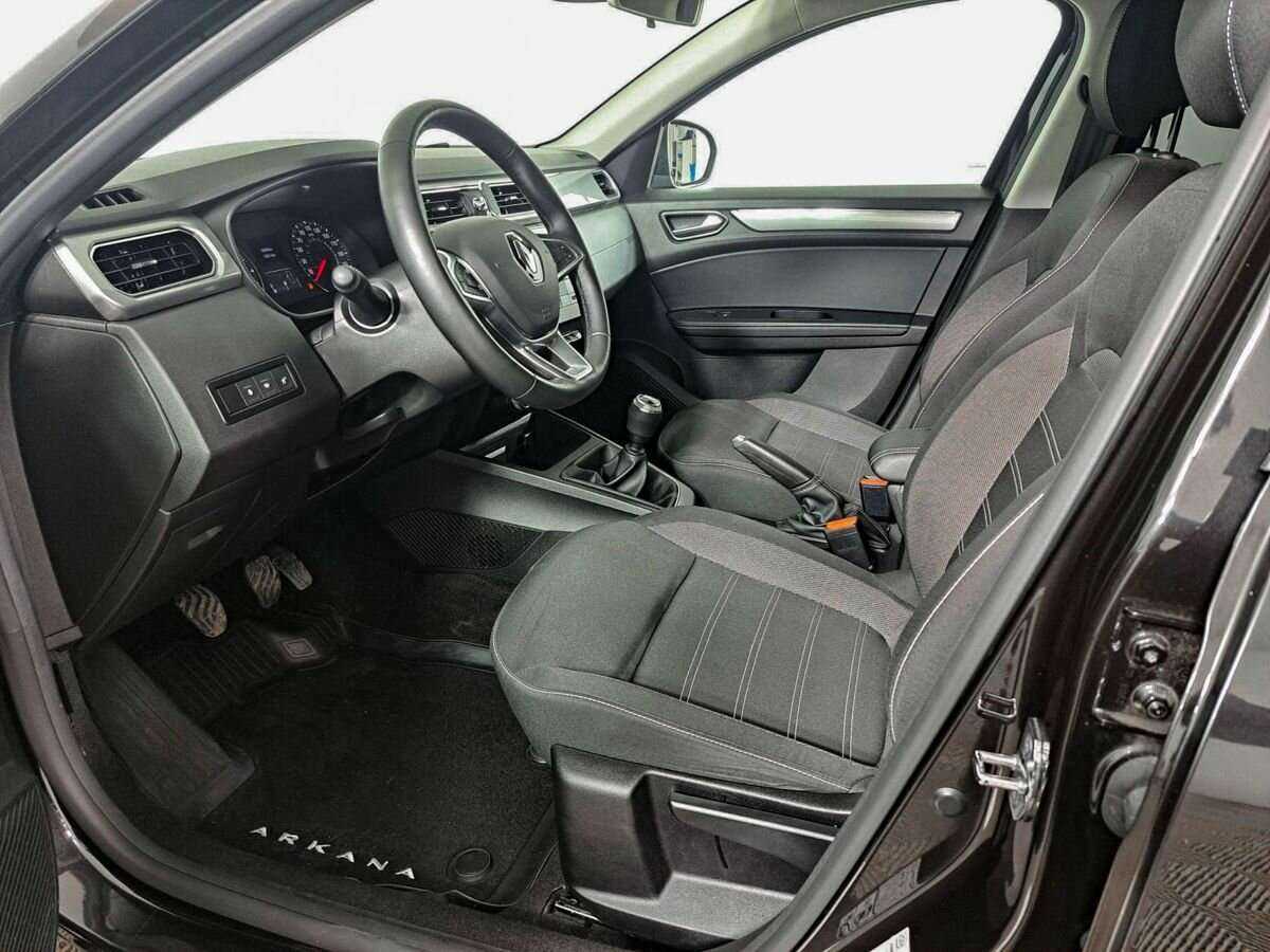 Б/У Рено Аркана 2021 года. Фото: #13