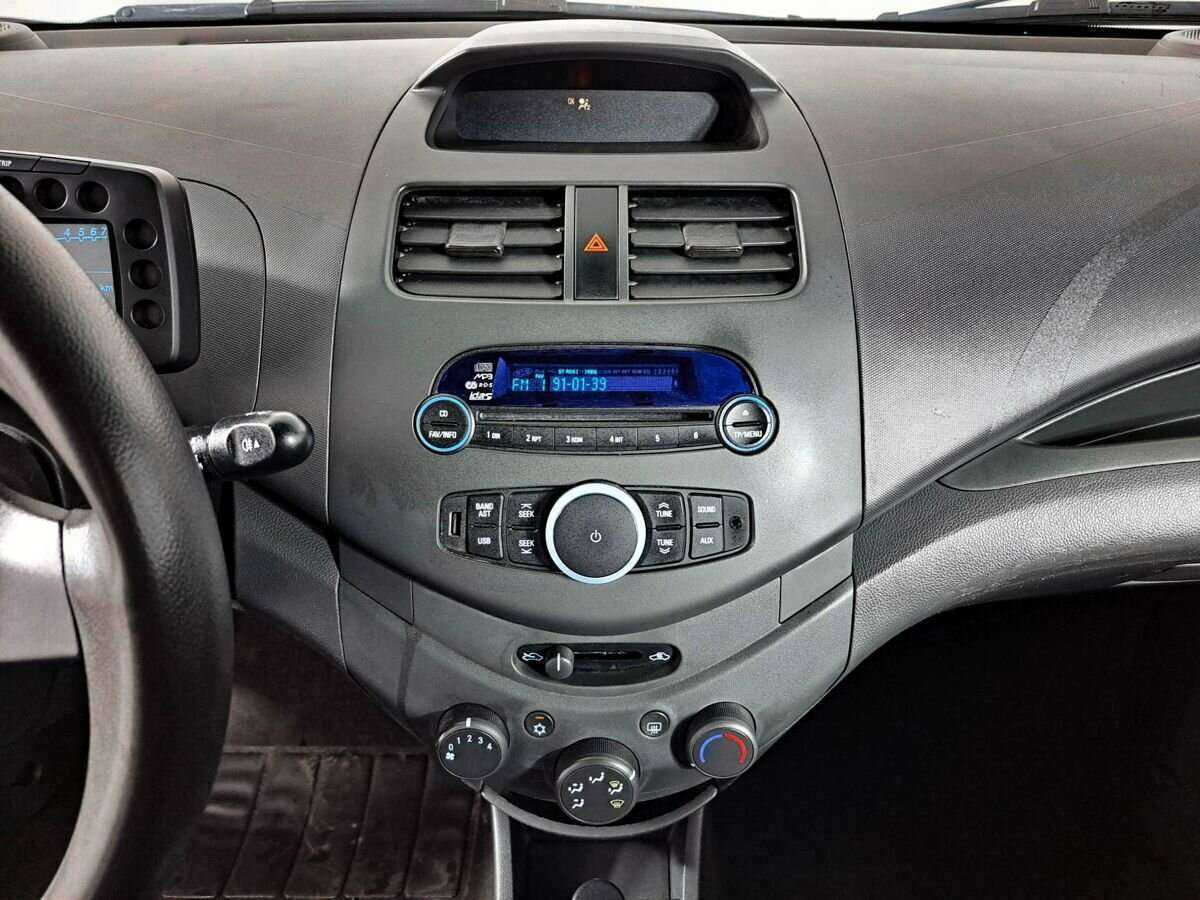 Б/У Шевроле Спарк 2013 года. Фото: #14