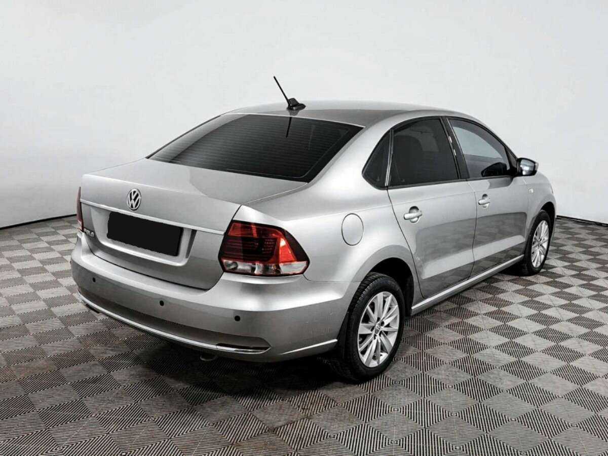 Б/У Фольксваген Поло 2017 года. Фото: #4