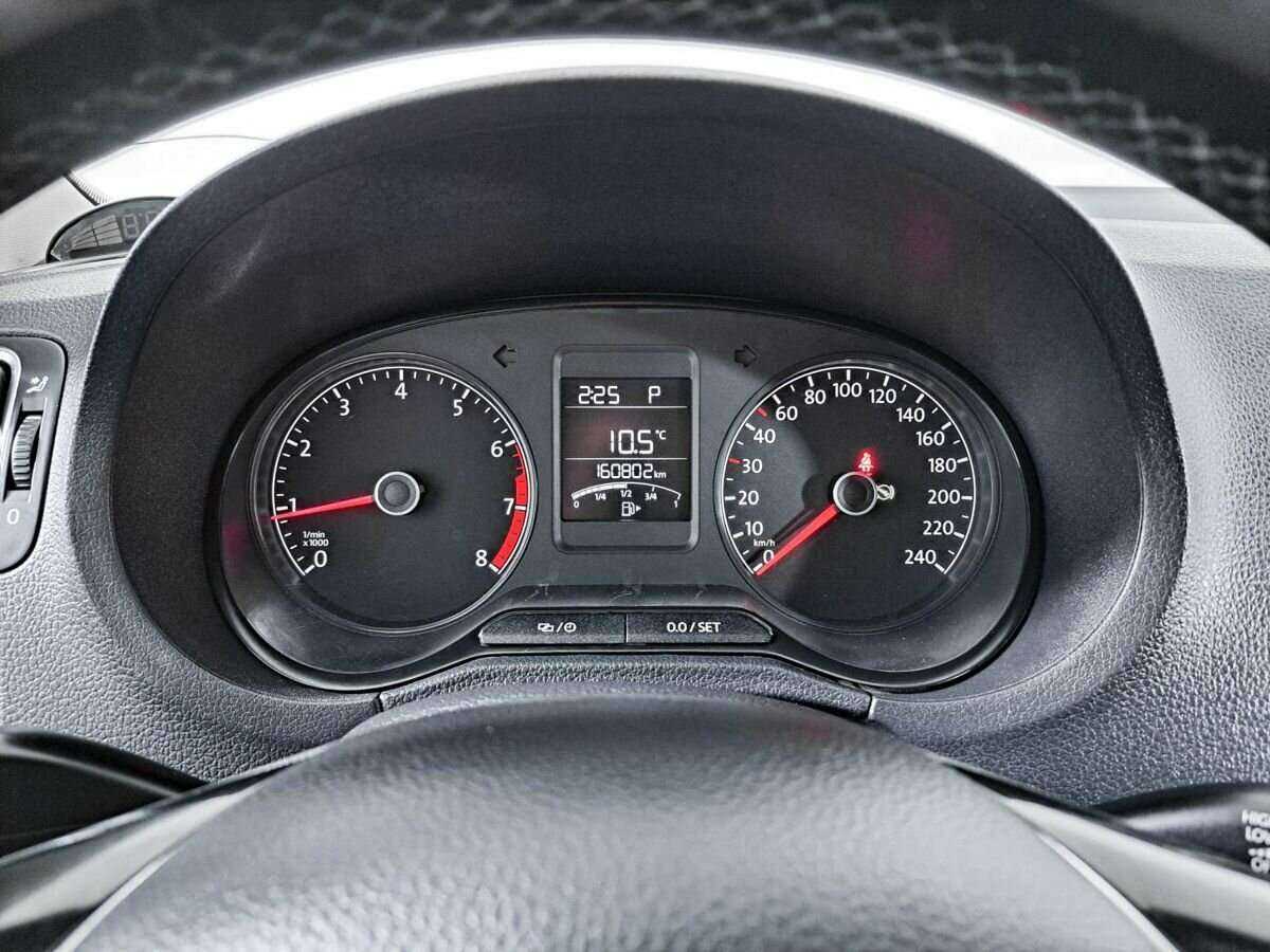 Б/У Фольксваген Поло 2017 года. Фото: #10