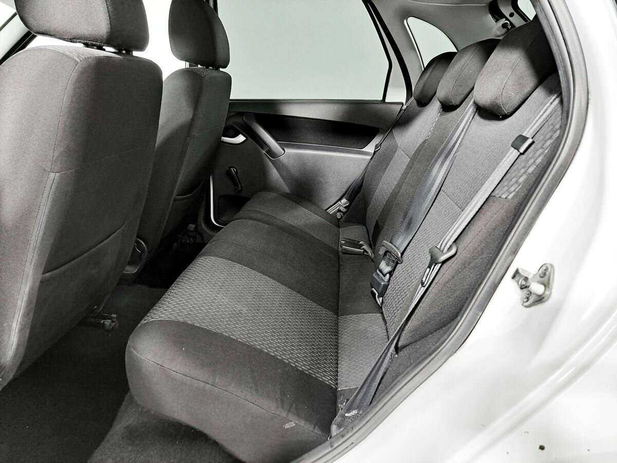 Б/У Лада (ВАЗ) Калина 2015 года. Фото: #8