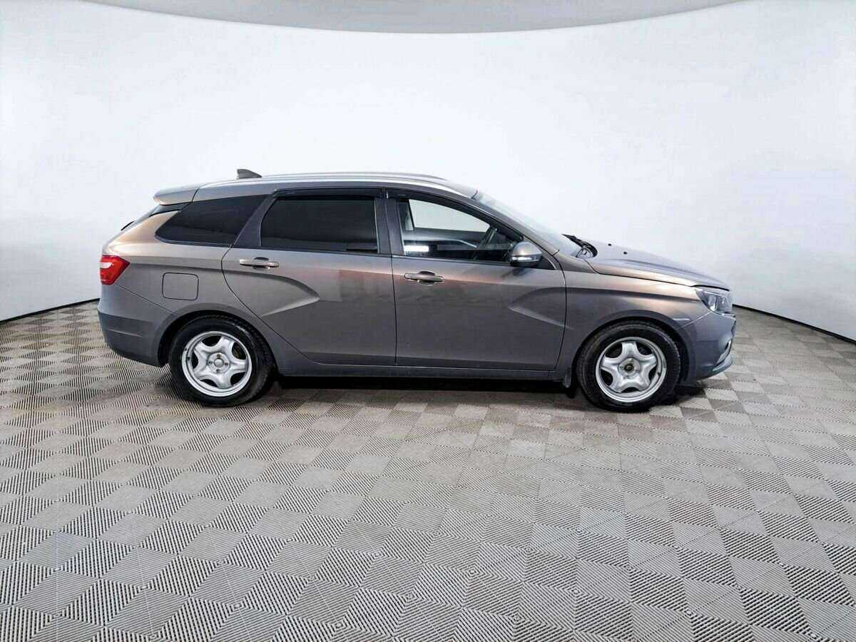 Б/У Лада (ВАЗ) Веста 2019 года. Фото: #3