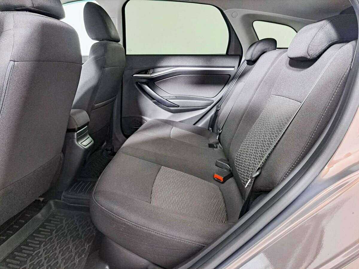 Б/У Лада (ВАЗ) Веста 2019 года. Фото: #9