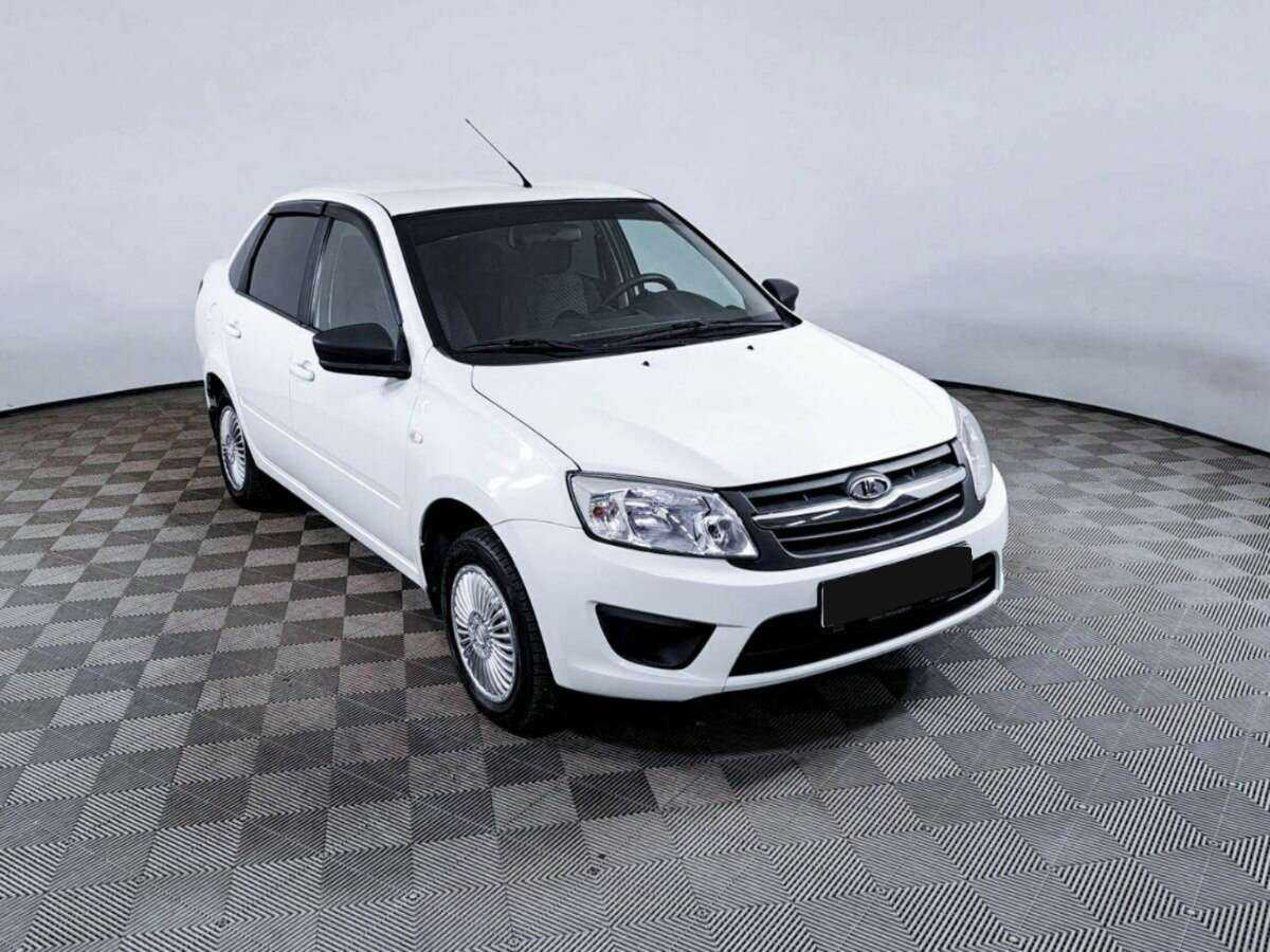 Б/У Лада (ВАЗ) Гранта 2018 года. Фото: #2