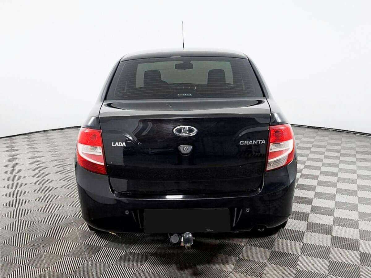 Б/У Лада (ВАЗ) Гранта 2014 года. Фото: #4