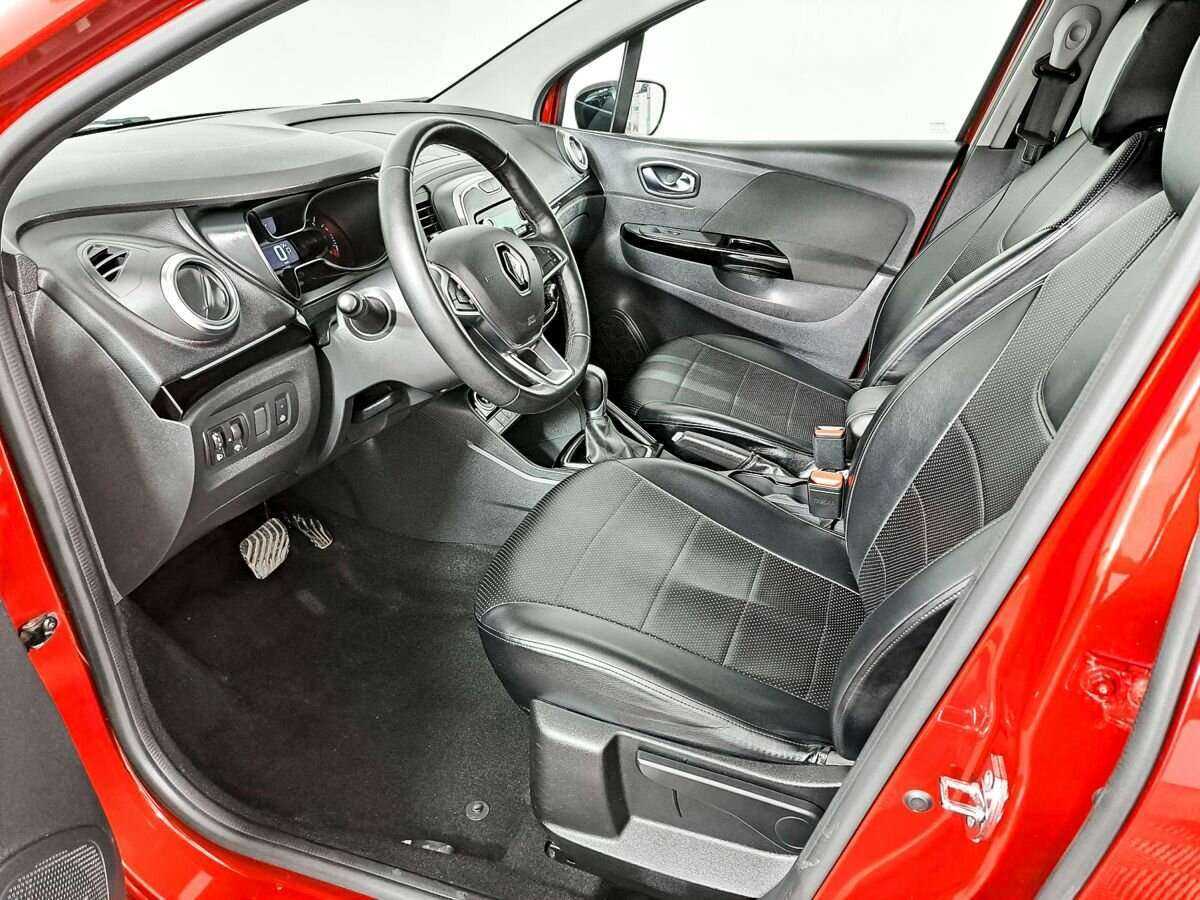 Б/У Рено Каптюр 2020 года. Фото: #13