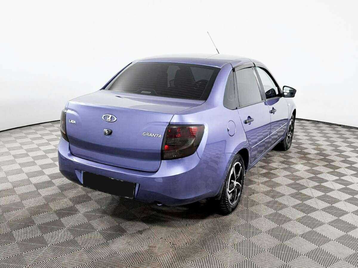 Б/У Лада (ВАЗ) Гранта 2017 года. Фото: #3