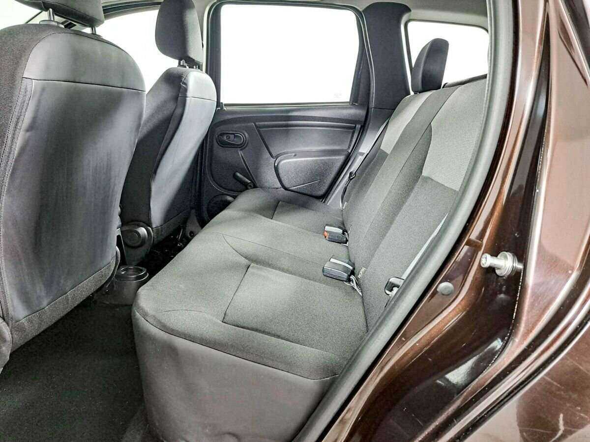 Б/У Рено Дастер 2017 года. Фото: #9