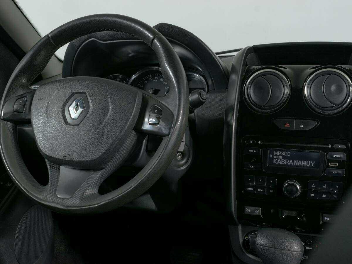 Б/У Рено Дастер 2015 года. Фото: #10