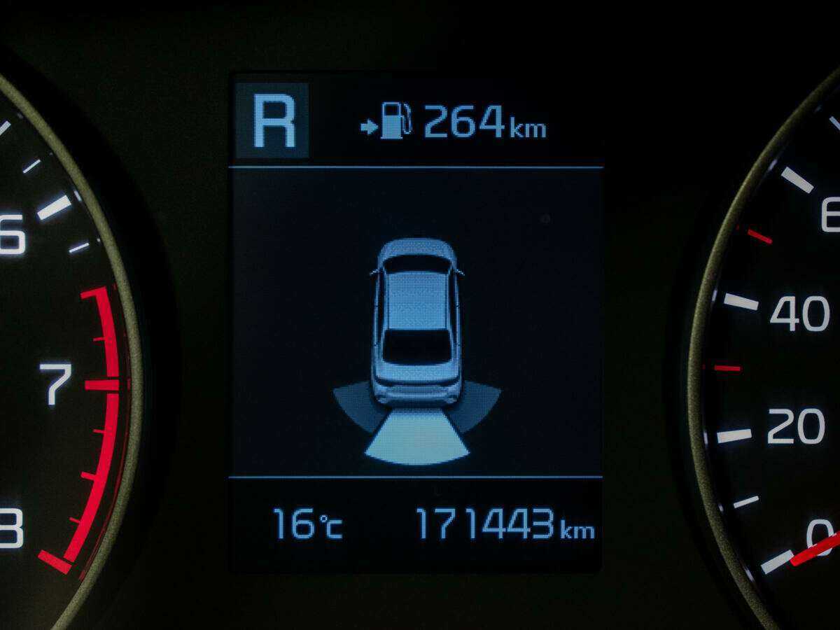 Б/У Киа Рио 2017 года. Фото: #12