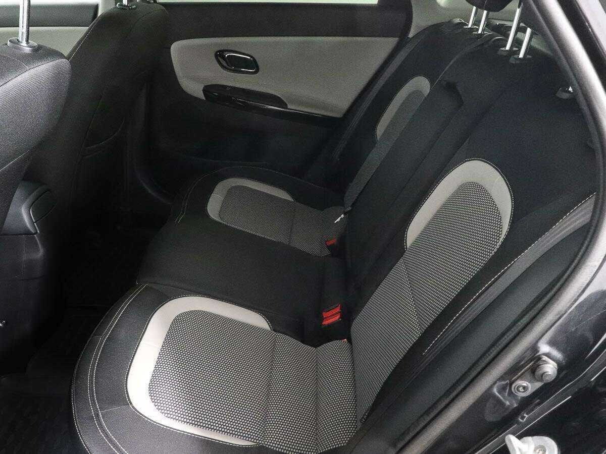 Б/У Киа Сид 2017 года. Фото: #7