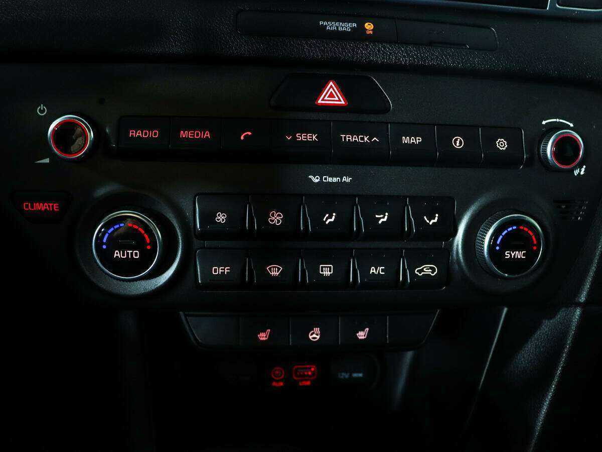 Б/У Киа Спортейдж 2016 года. Фото: #14