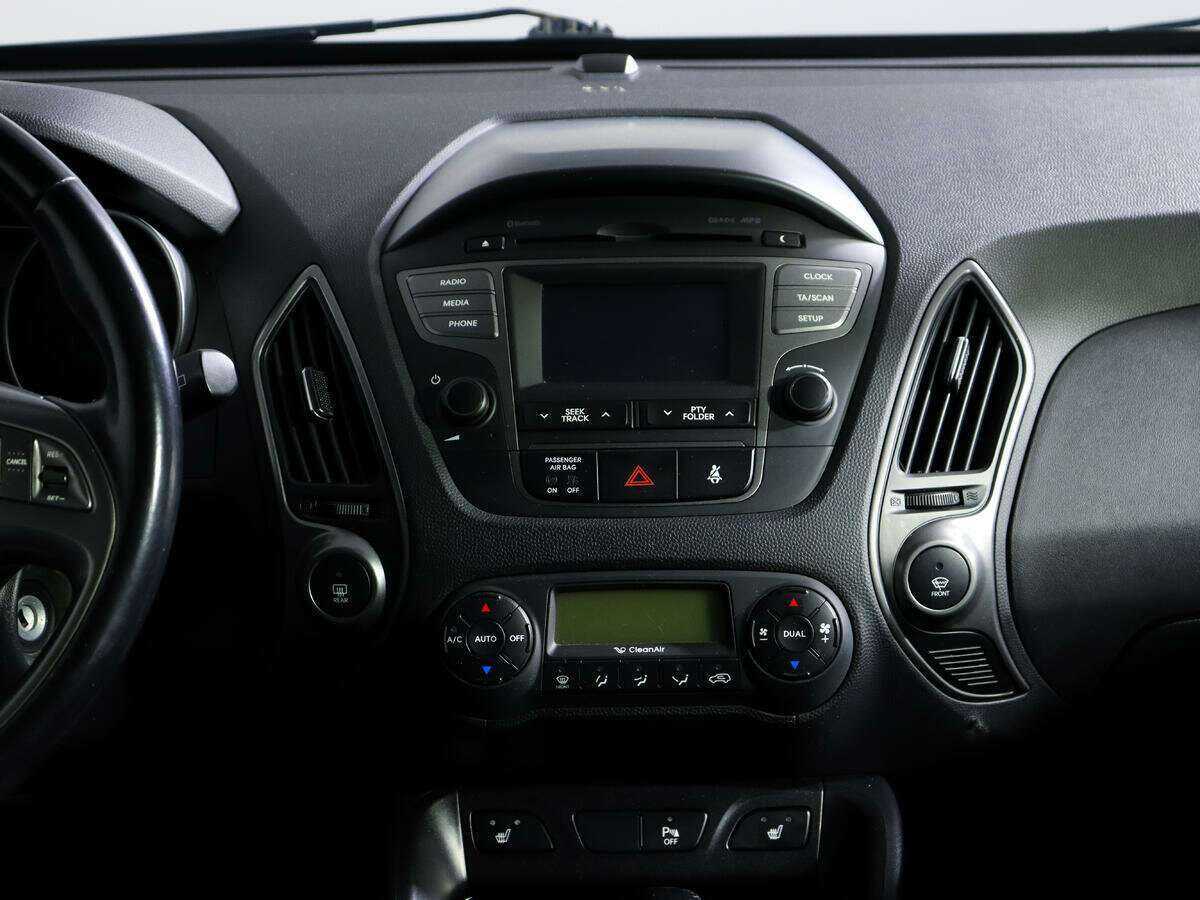 Б/У Хендай ай-икс35 2014 года. Фото: #10