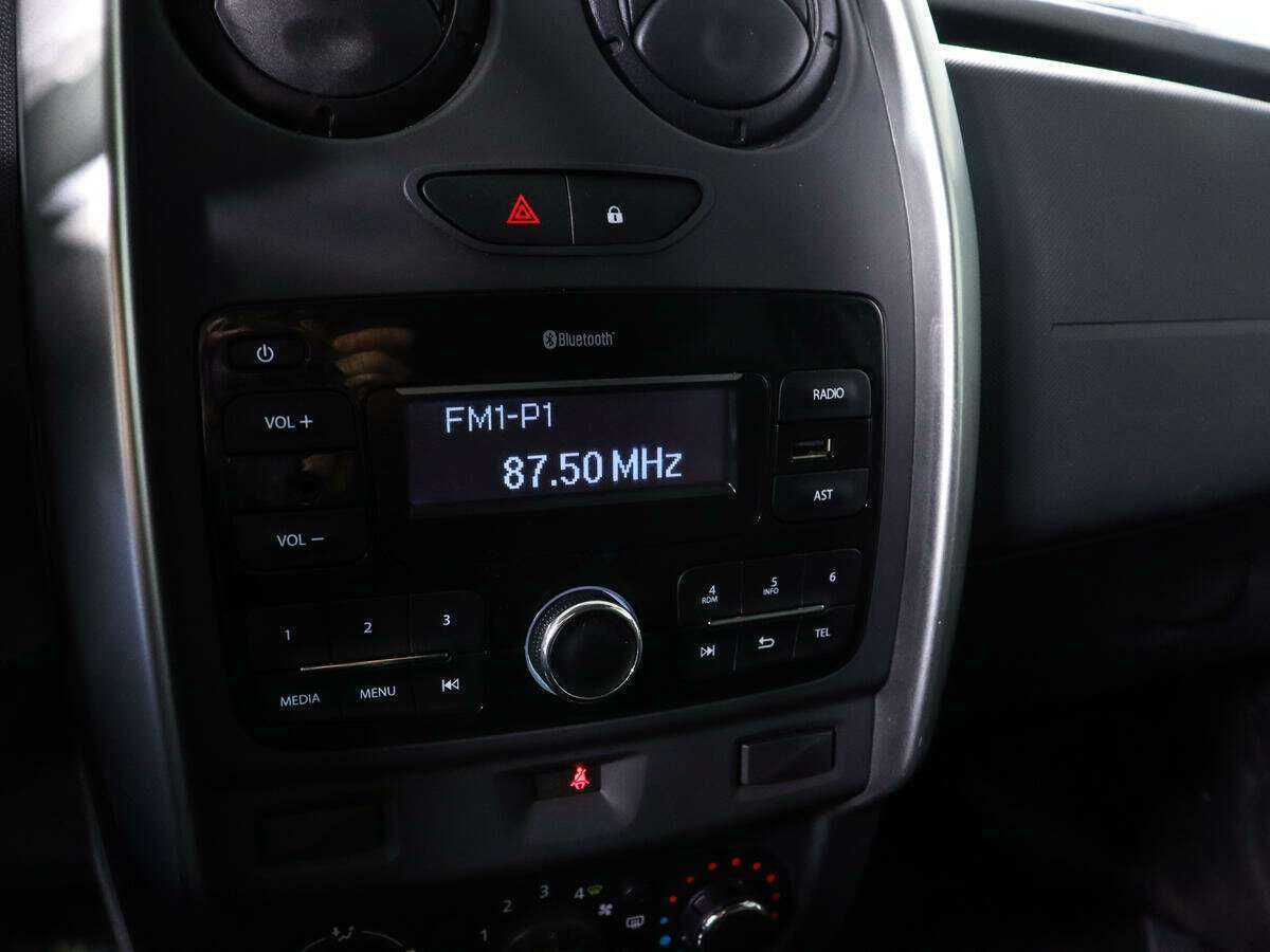 Б/У Лада (ВАЗ) Ларгус 2021 года. Фото: #11