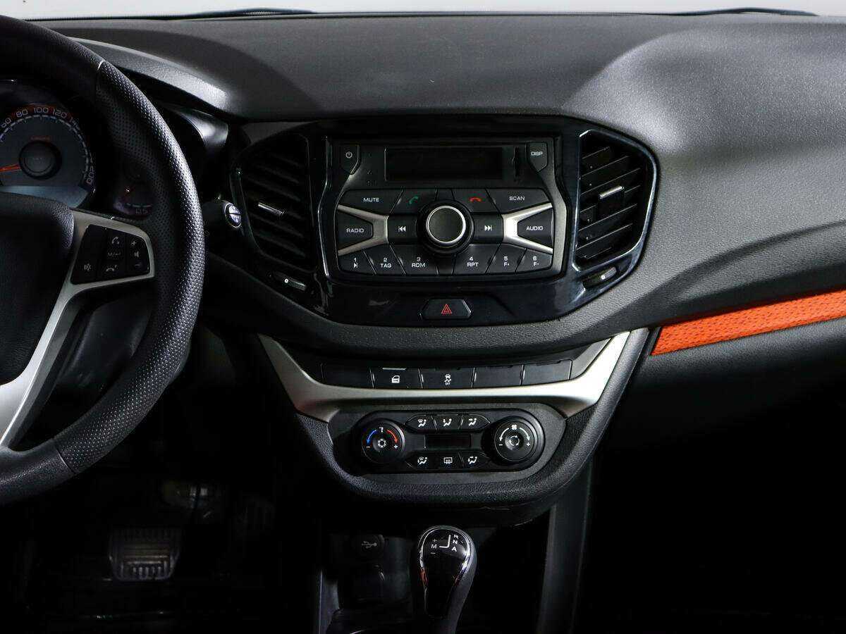 Б/У Лада (ВАЗ) Веста 2019 года. Фото: #12