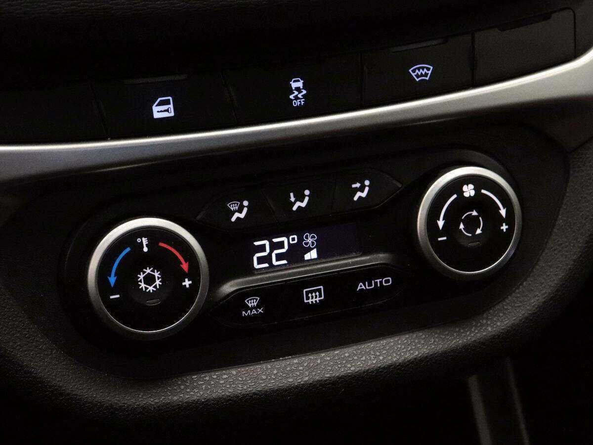 Б/У Лада (ВАЗ) Веста 2020 года. Фото: #12