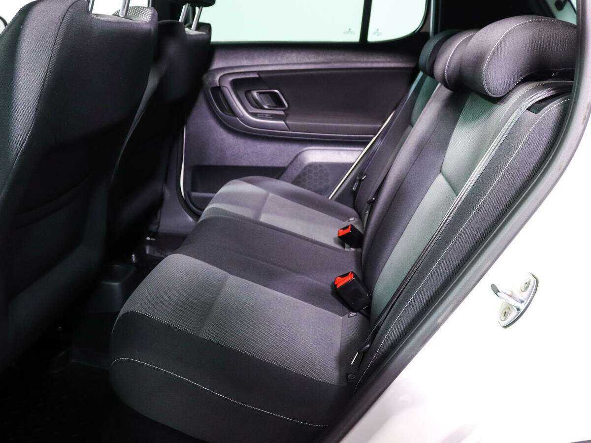 Б/У Шкода Фабия 2012 года. Фото: #9